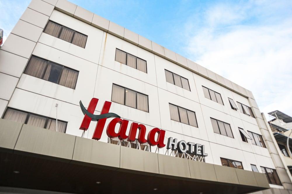 Hana Hotel Batam Exterior foto